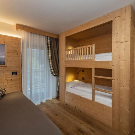 Hotel Ravelli Mezzana  Esterno foto