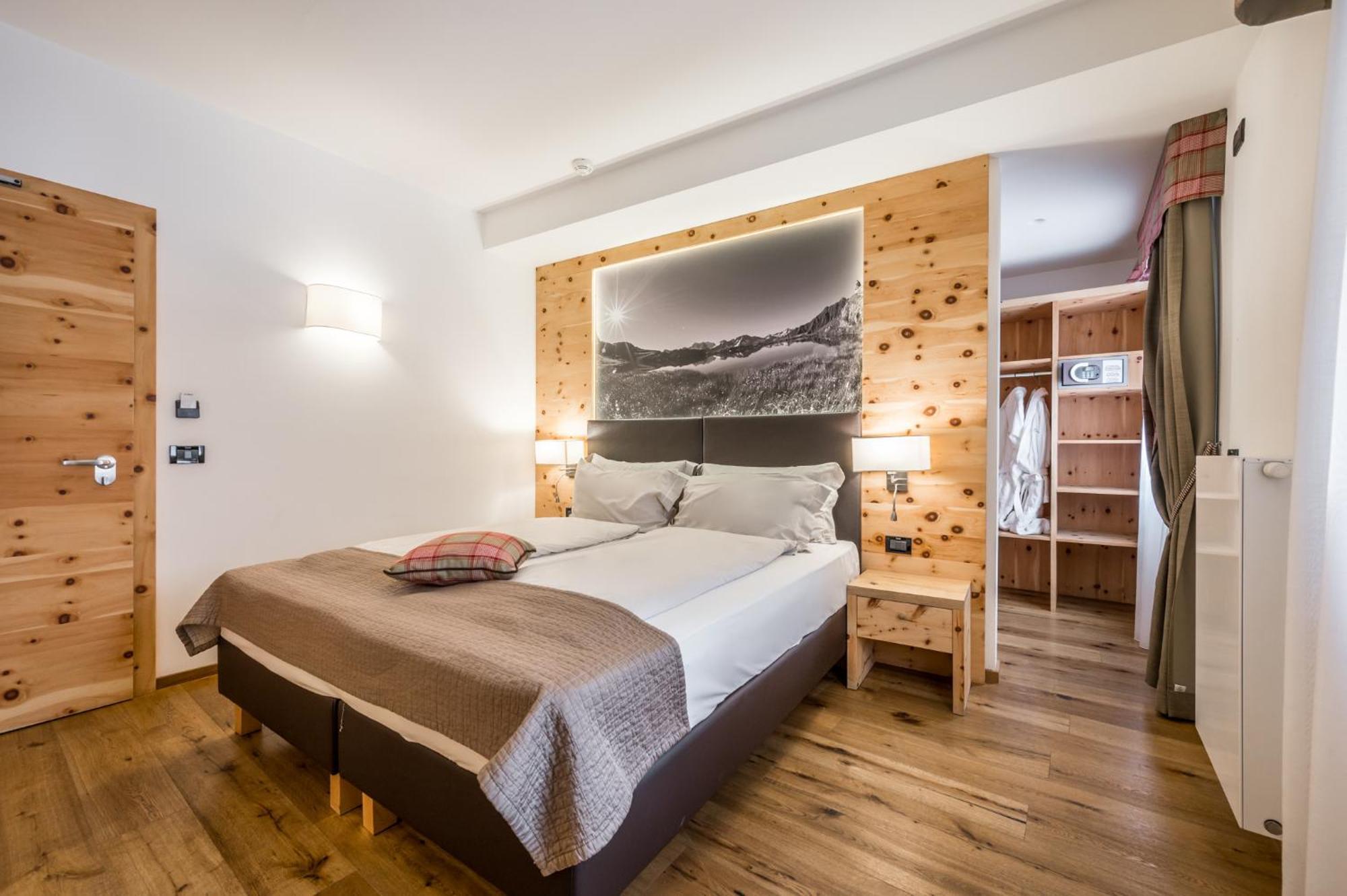 Hotel Ravelli Mezzana  Esterno foto