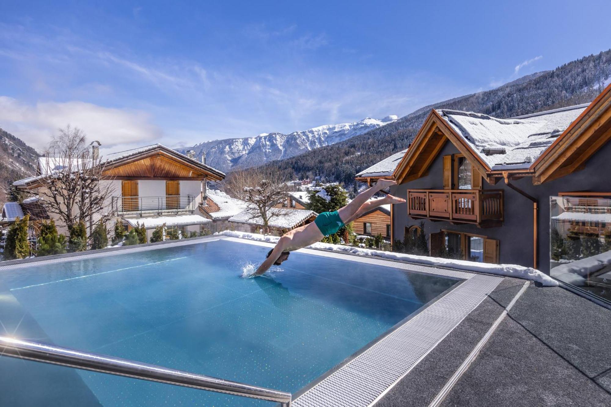 Hotel Ravelli Mezzana  Esterno foto