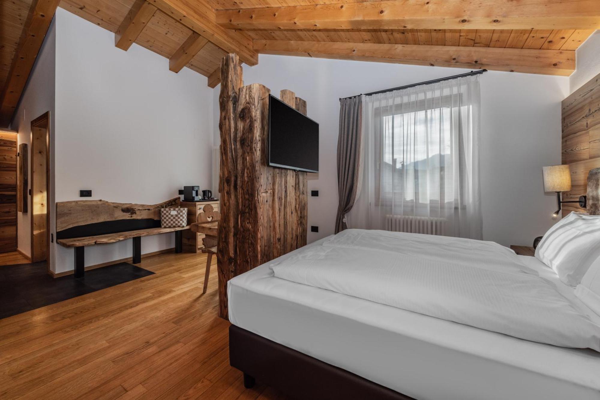 Hotel Ravelli Mezzana  Esterno foto