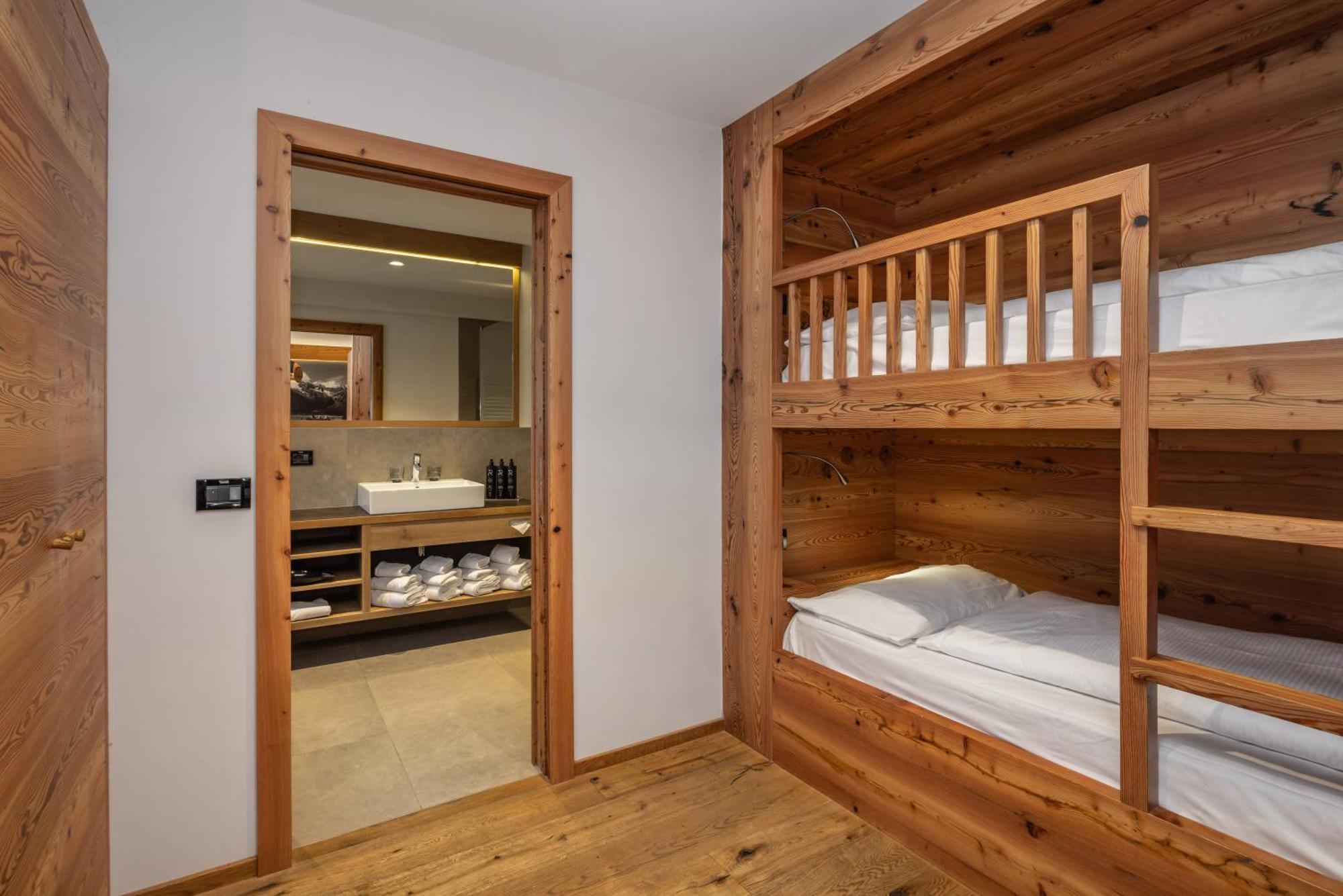 Hotel Ravelli Mezzana  Esterno foto
