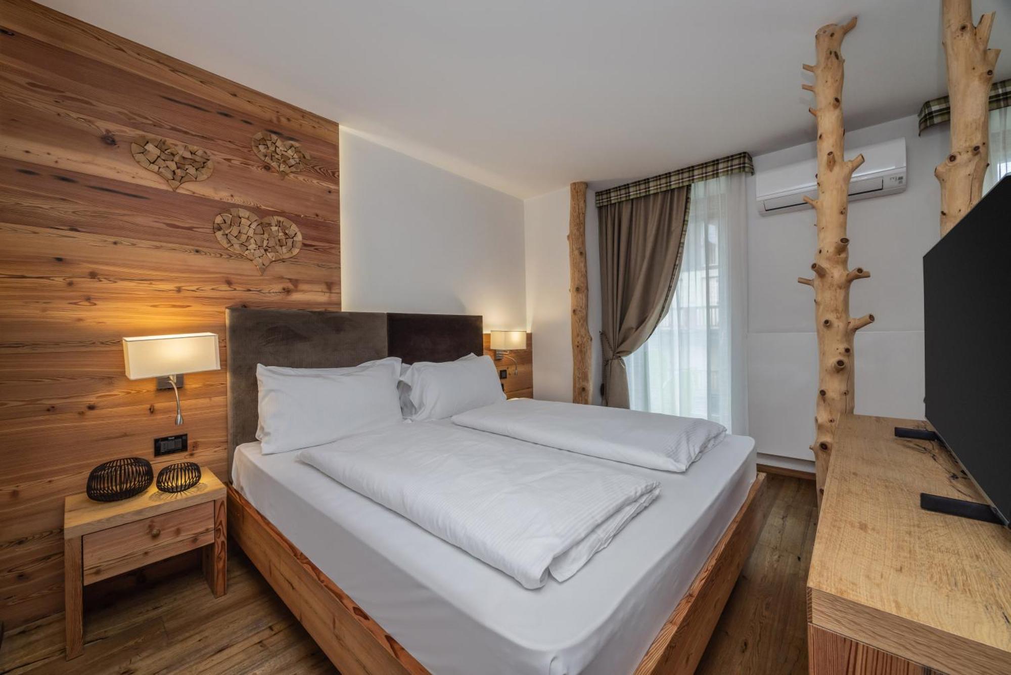Hotel Ravelli Mezzana  Esterno foto