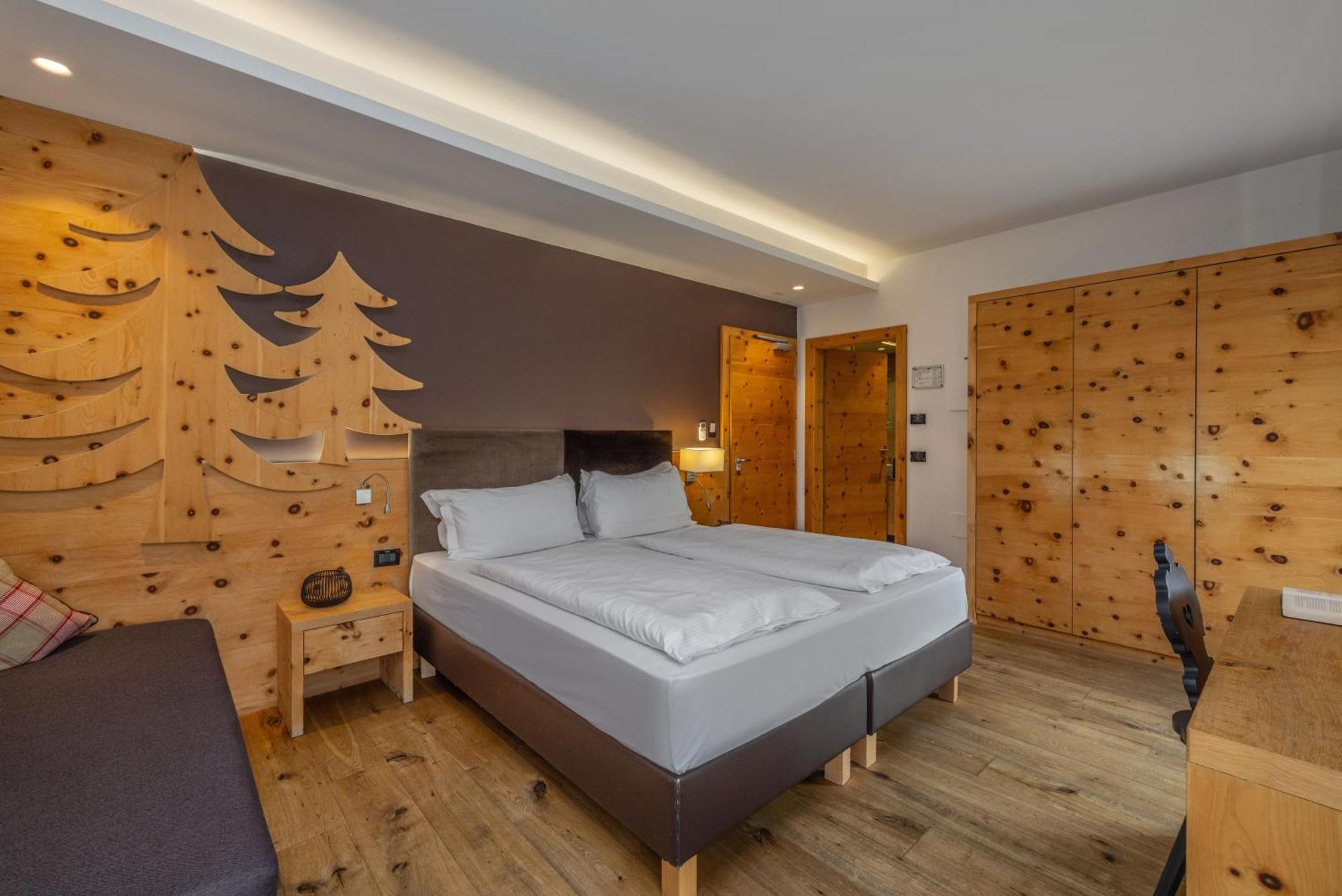 Hotel Ravelli Mezzana  Esterno foto